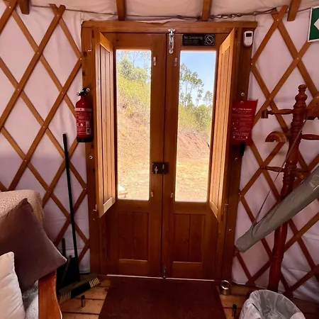 Off-grid Yurt With Spectacular Views In The Algarve Countryside ポルティマン