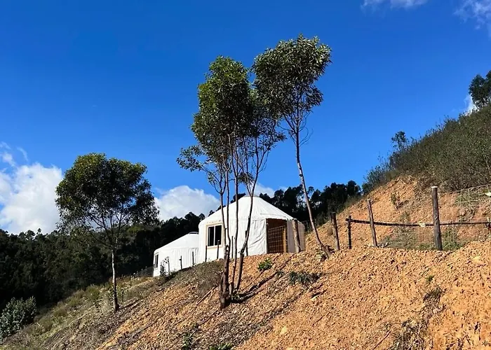 Off-Grid Yurt With Spectacular Views In The Algarve Countryside Campismo de Luxo