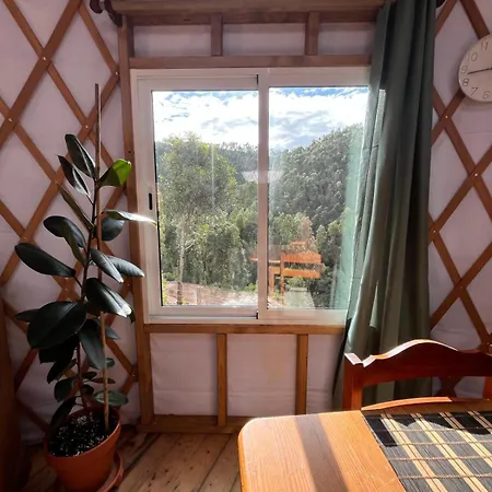 Prázdninový dům Off-grid Yurt With Spectacular Views In The Algarve Countryside