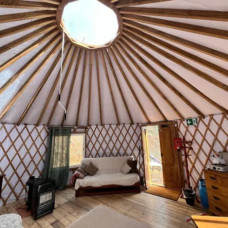 Off-grid Yurt With Spectacular Views In The Algarve Countryside